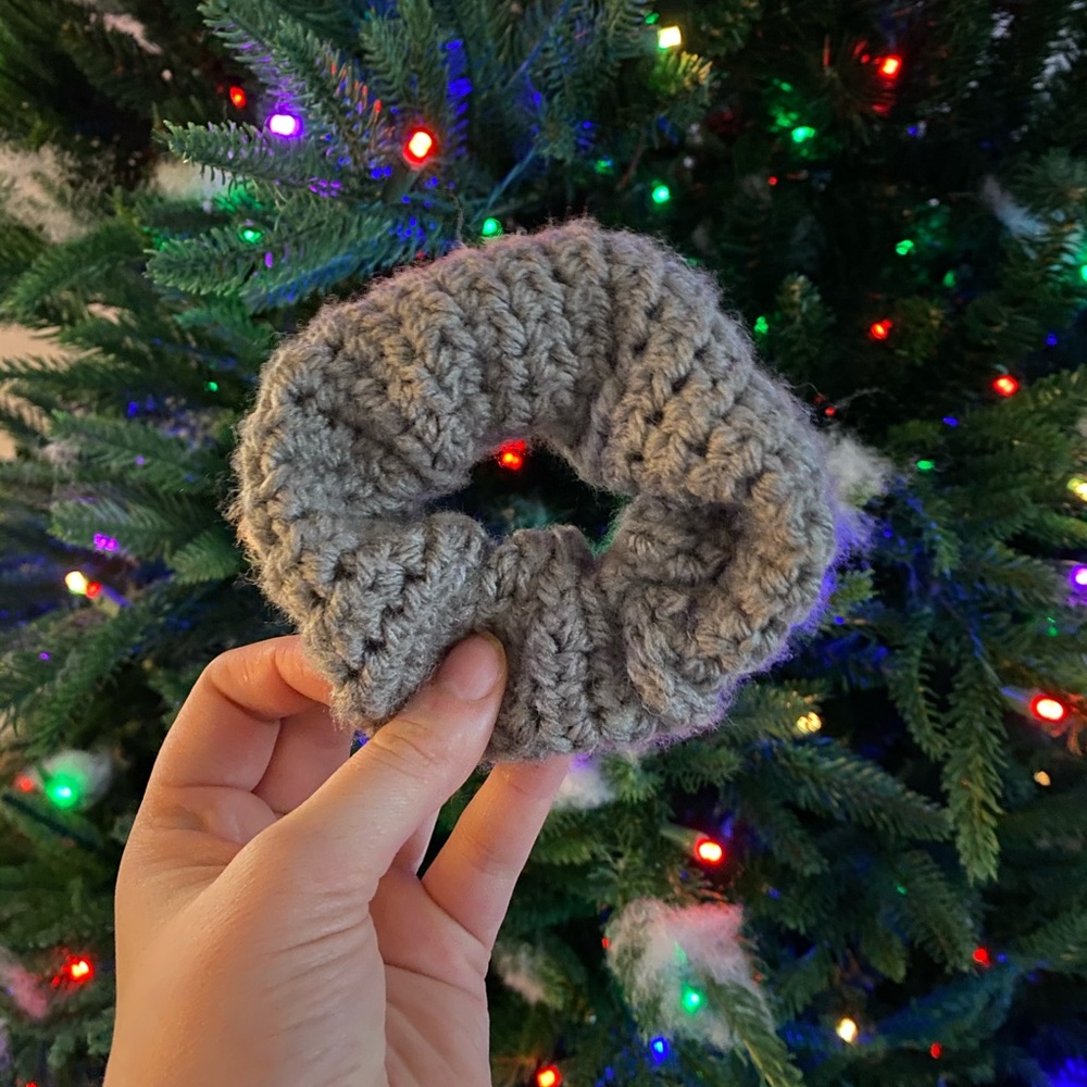 HANDMADE Crochet scrunchies